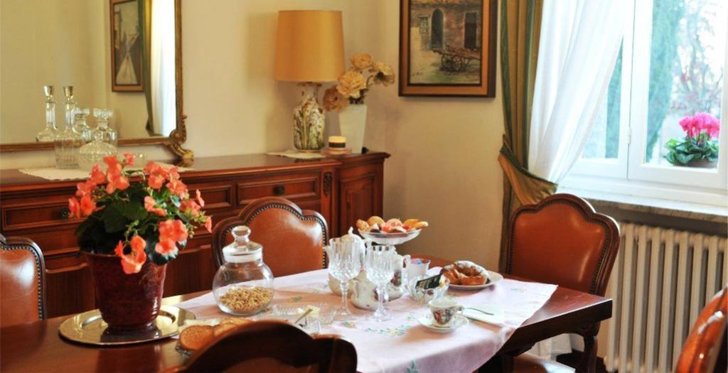 Villa Calcaterra Cameri Room photo